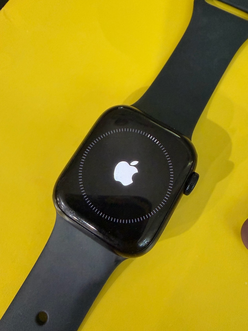 Apple Watch (Black) series 7